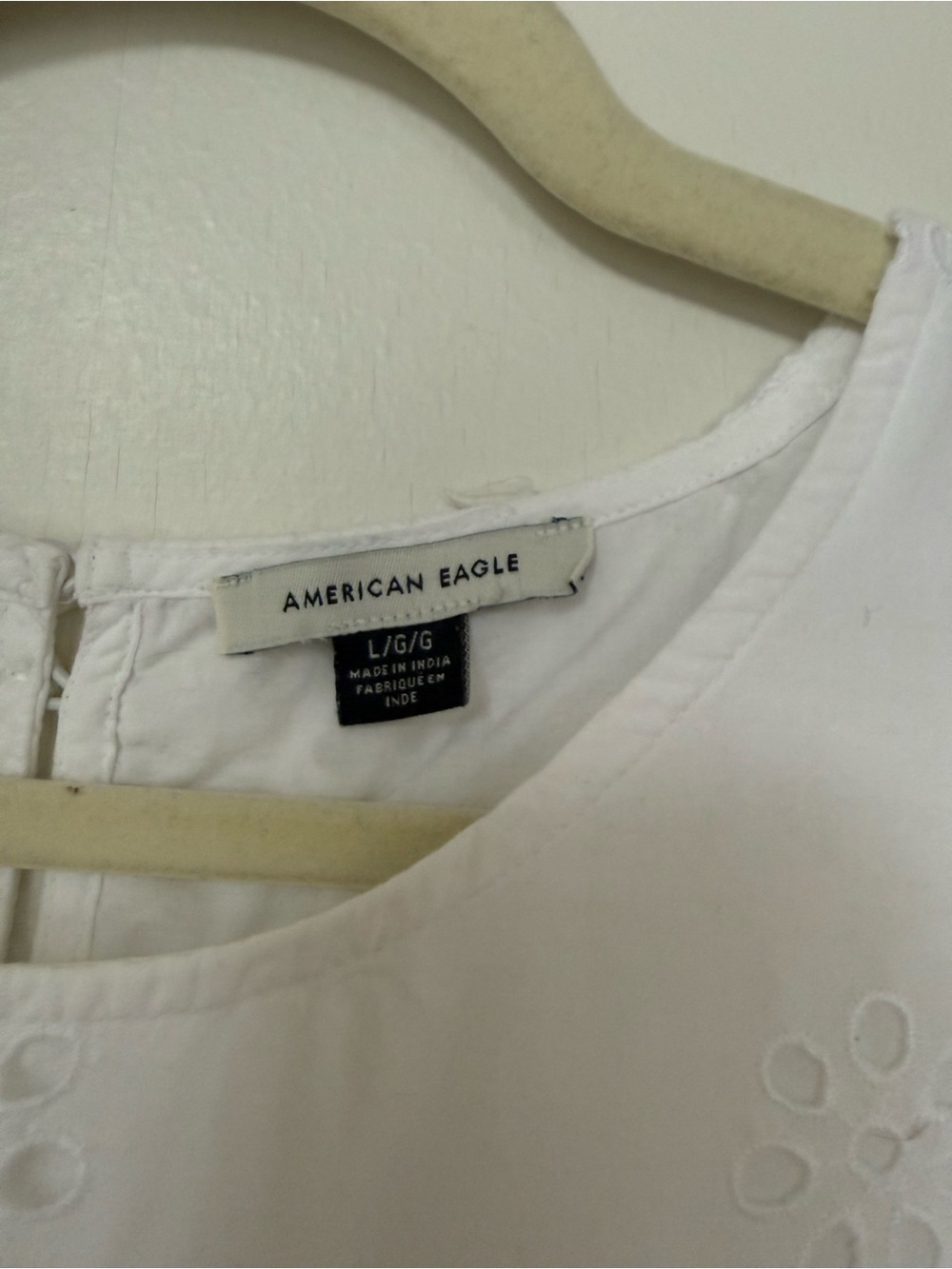 American Eagle Outfitters White Eyelet Long-Sleeve High Neck Cotton Crop Top - Picture 4 of 6
